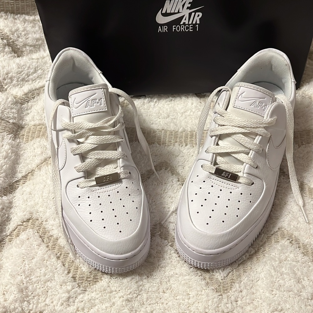 Nike Air Force 1
